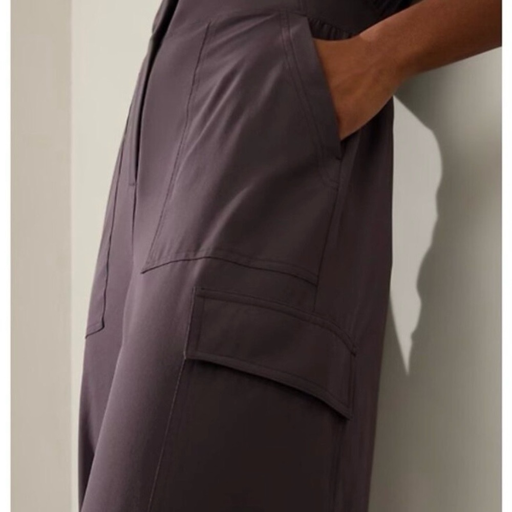 Athleta Brooklyn Utility Jumpsuit NWOT Size 4 Shale Dusty Purple One Piece - Picture 3 of 7